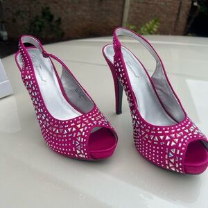 Lulu Townsend Fuchsia Peep-Toe Slingback Heels